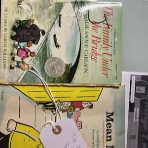 Vintage Books - Bundle of 3 Paperback Childrens Chapter Books